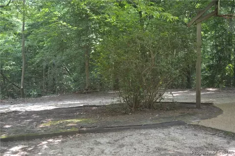 6896 Seawell Ave, Gloucester, VA 23061 photo 5