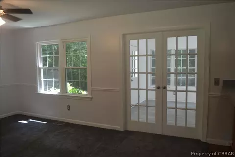 6896 Seawell Ave, Gloucester, VA 23061 photo 7