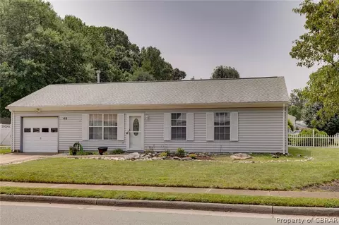 40 Peterborough Dr, Hampton, VA 23666 photo 4