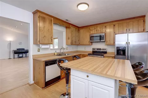 40 Peterborough Dr, Hampton, VA 23666 photo 11