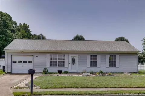40 Peterborough Dr, Hampton, VA 23666 photo 2