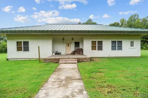 10641 Woods Cross Rd, Gloucester, VA 23061 photo 3