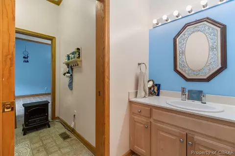 10641 Woods Cross Rd, Gloucester, VA 23061 photo 7
