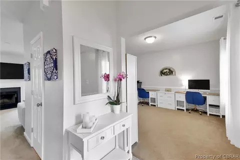 6962 Lakeside Dr, Hayes, VA 23072 photo 10