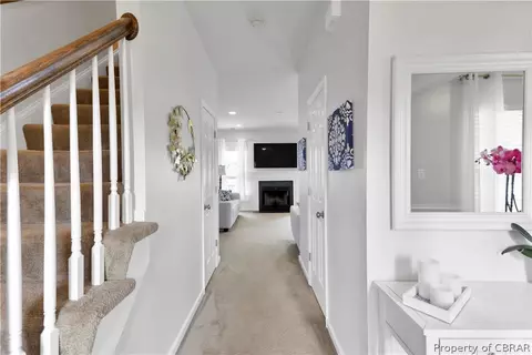 6962 Lakeside Dr, Hayes, VA 23072 photo 11