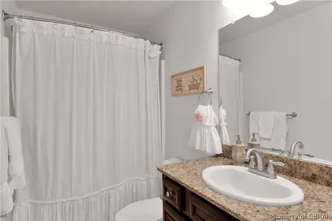 6962 Lakeside Dr, Hayes, VA 23072 photo 30