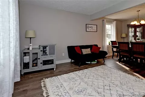 439 Hunlac Ave, Hampton, VA 23664 photo 8