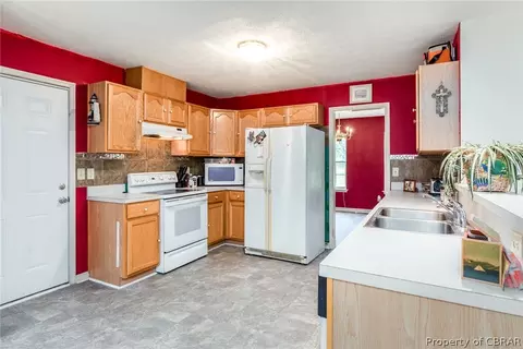 7490 E Founders Mill Way, Gloucester, VA 23061 photo 12