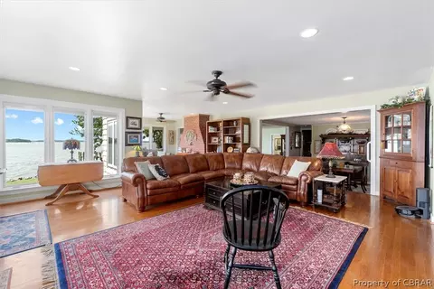 480 Wind Mill Point Rd, Hampton, VA 23664 photo 14
