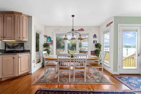 480 Wind Mill Point Rd, Hampton, VA 23664 photo 6