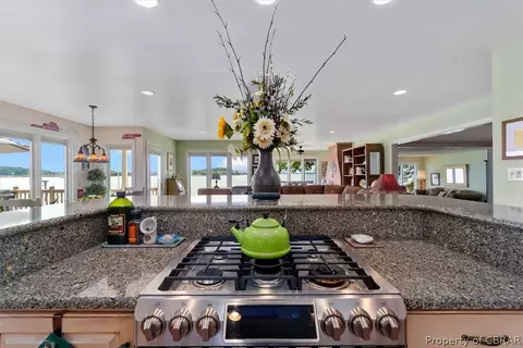 480 Wind Mill Point Rd, Hampton, VA 23664 photo 7