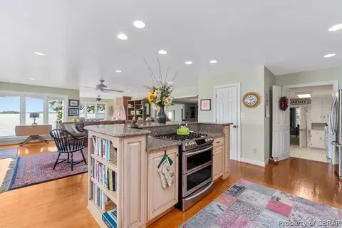 480 Wind Mill Point Rd, Hampton, VA 23664 photo 11