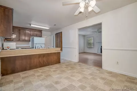 4221 Aberdeen Creek Rd, Gloucester, VA 23061 photo 10