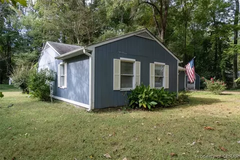 4221 Aberdeen Creek Rd, Gloucester, VA 23061 photo 4