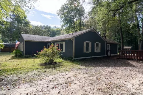 4221 Aberdeen Creek Rd, Gloucester, VA 23061 photo 2