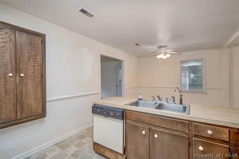 4221 Aberdeen Creek Rd, Gloucester, VA 23061 photo 17