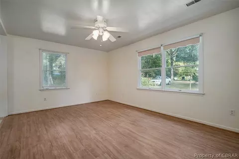 4221 Aberdeen Creek Rd, Gloucester, VA 23061 photo 6