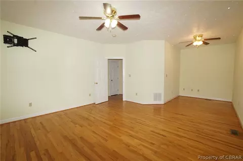 7252 Featherbed Ln, Gloucester, VA 23061 photo 18