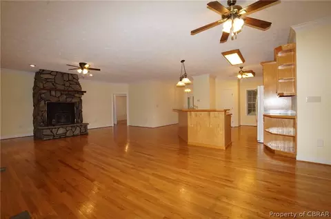 7252 Featherbed Ln, Gloucester, VA 23061 photo 14