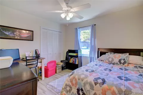 8261 Pond View Dr, Gloucester, VA 23061 photo 15