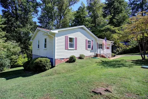 8261 Pond View Dr, Gloucester, VA 23061 photo 22