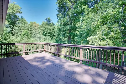 8261 Pond View Dr, Gloucester, VA 23061 photo 16