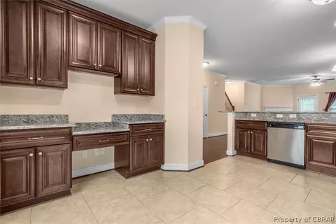 7583 Villa Ct, Gloucester Point, VA 23062 photo 9