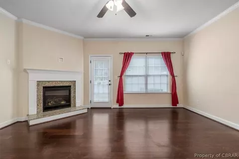 7583 Villa Ct, Gloucester Point, VA 23062 photo 17