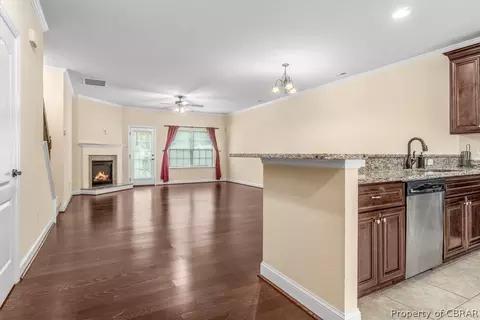 7583 Villa Ct, Gloucester Point, VA 23062 photo 7