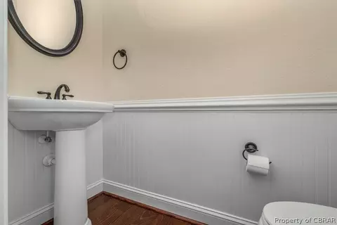 7583 Villa Ct, Gloucester Point, VA 23062 photo 14