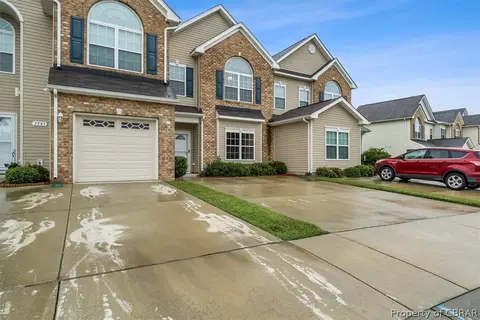 7583 Villa Ct, Gloucester Point, VA 23062 photo 4