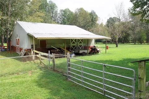 7861 Indian Rd, Gloucester, VA 23061 photo 5