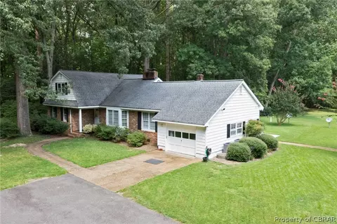 7861 Indian Rd, Gloucester, VA 23061 photo 2