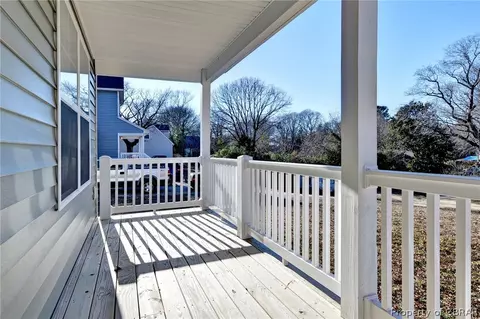 7420 Dehardit Ave, Gloucester Point, VA 23062 photo 4