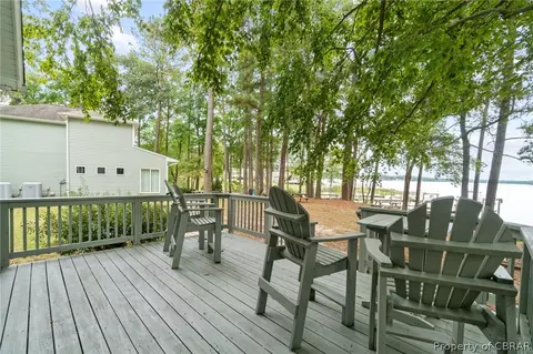 93 Beach Dr, Hartfield, VA 23071 photo 27