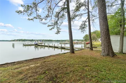 93 Beach Dr, Hartfield, VA 23071 photo 32