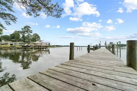 93 Beach Dr, Hartfield, VA 23071 photo 33