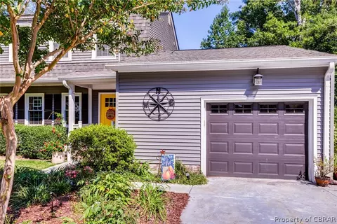 7547 Forbes Rd, Gloucester, VA 23061 photo 3