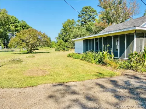 198 Benson Rd, Weems, VA 22576 photo 2