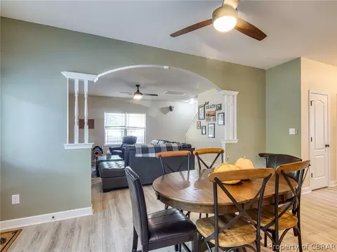 401 Calvert St, Hampton, VA 23669 photo 9