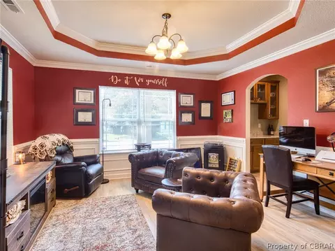 401 Calvert St, Hampton, VA 23669 photo 4