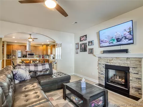 401 Calvert St, Hampton, VA 23669 photo 6