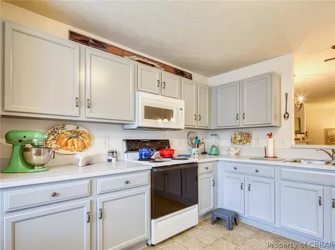 6746 Cox Ave, Gloucester, VA 23061 photo 10