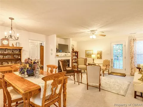 6746 Cox Ave, Gloucester, VA 23061 photo 9