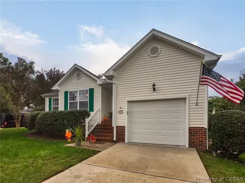 6746 Cox Ave, Gloucester, VA 23061 photo 3