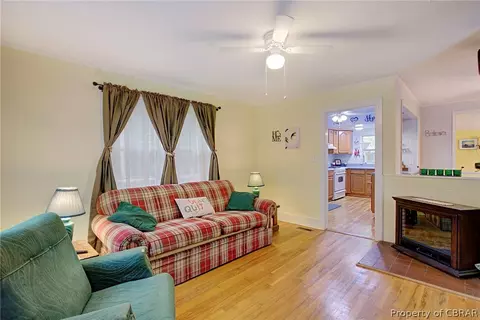 5230 Chestnut Fork Rd, Gloucester, VA 23061 photo 3