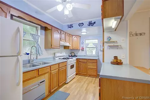 5230 Chestnut Fork Rd, Gloucester, VA 23061 photo 9
