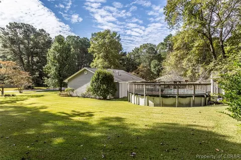 6347 Meadow Dr, Gloucester, VA 23061 photo 5