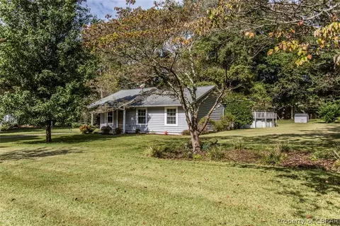6347 Meadow Dr, Gloucester, VA 23061 photo 3