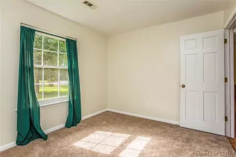 6347 Meadow Dr, Gloucester, VA 23061 photo 21